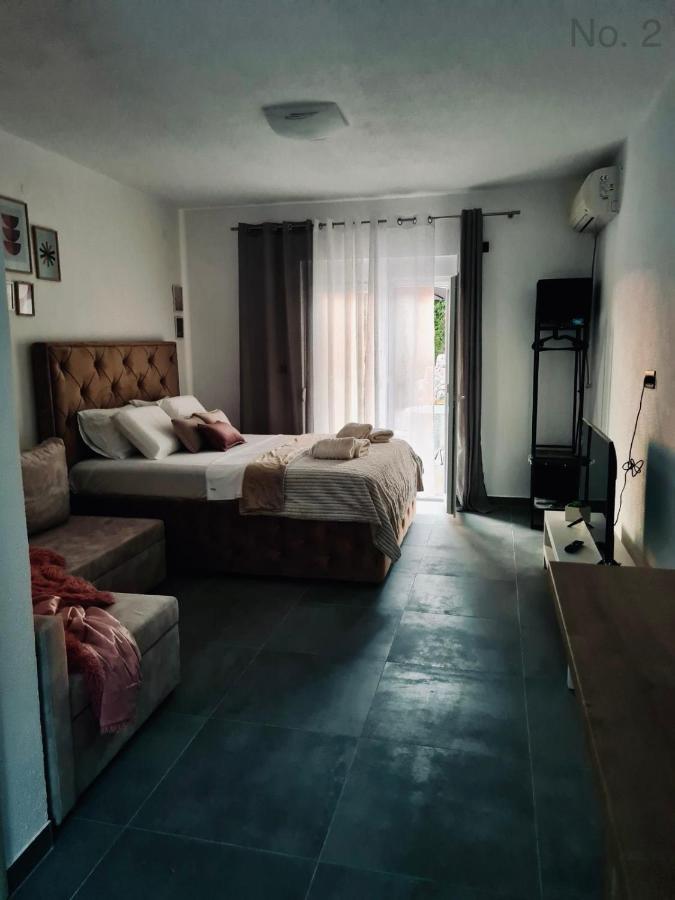 Apartman Rosemary Sveti Stefan Buitenkant foto
